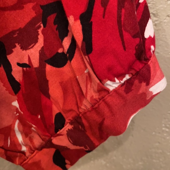 Apt 9 Red and black blouse with tie at waist - Picture 5 of 5